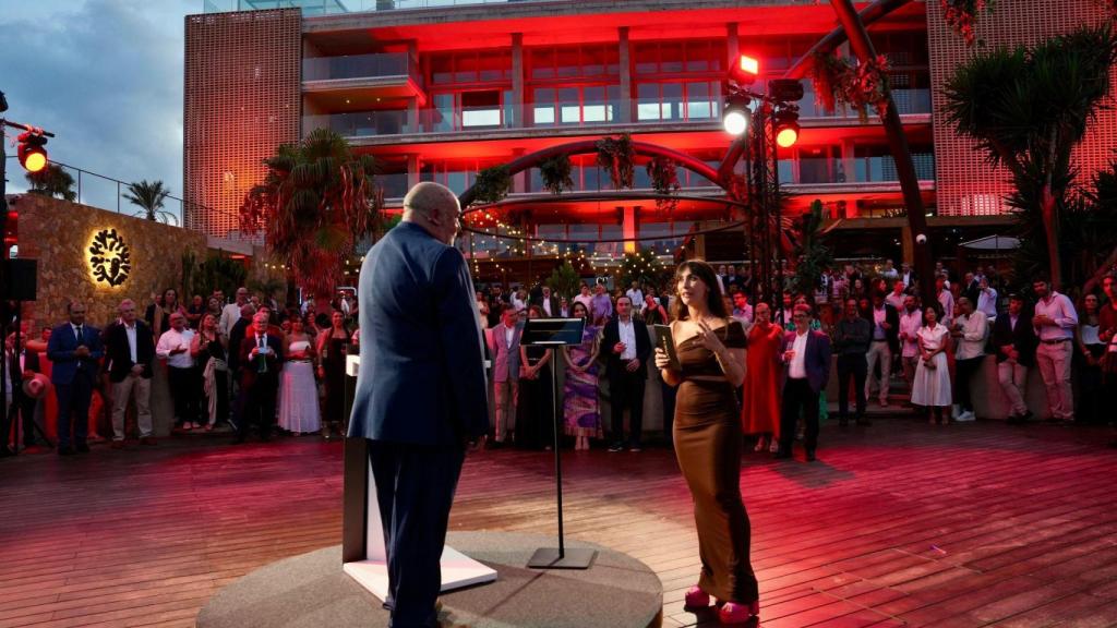 Xavier Salvador y Miriam de Saint Germain en la celebración del décimo aniversario de Crónica Global