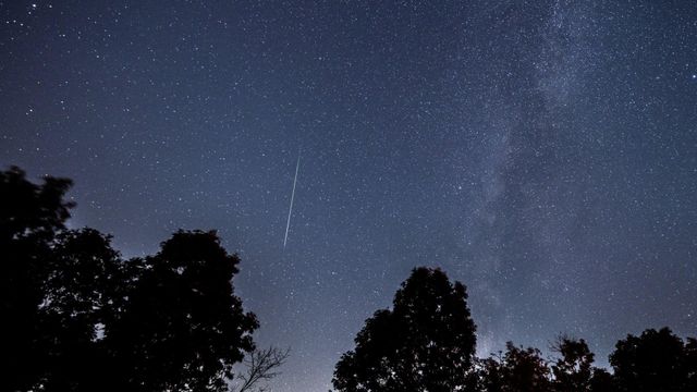 Una lluvia de estrellas cruzará el cielo este verano: cómo ver las Delta Acuáridas desde Barcelona