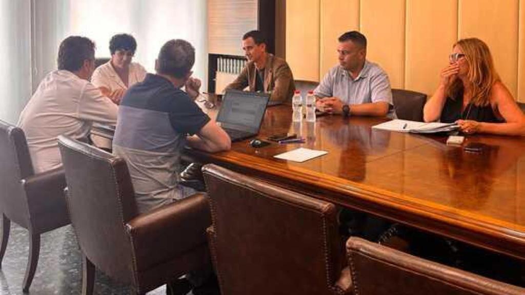 Reunión entre Ayuntamiento de Santa Coloma y directivos de Endesa