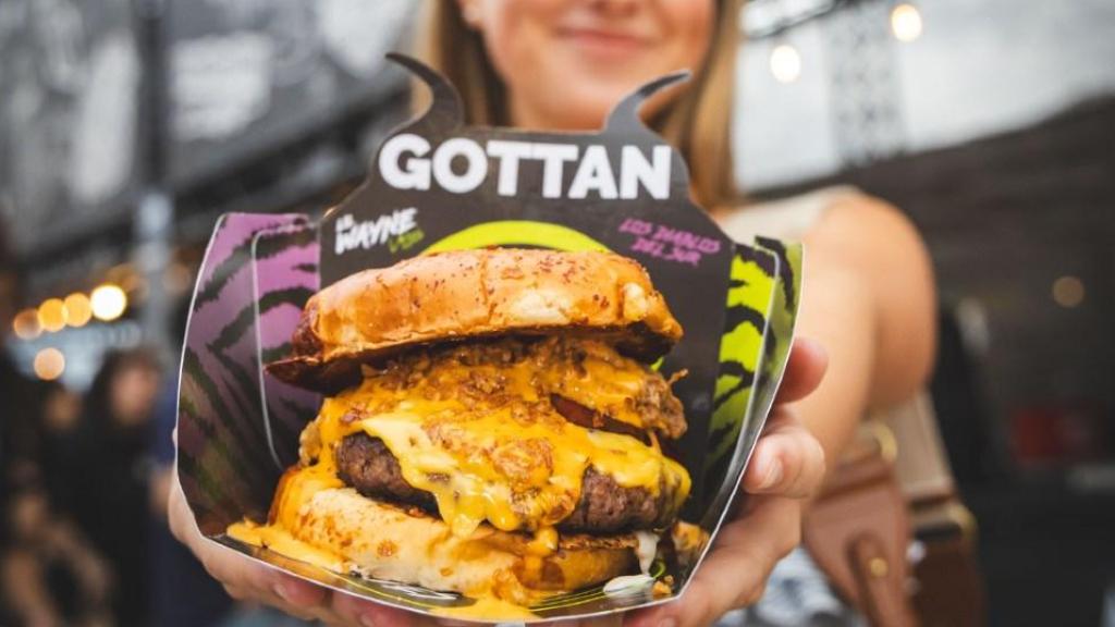 Llenazo total en Badalona por el campeonato de hamburguesas más popular de España