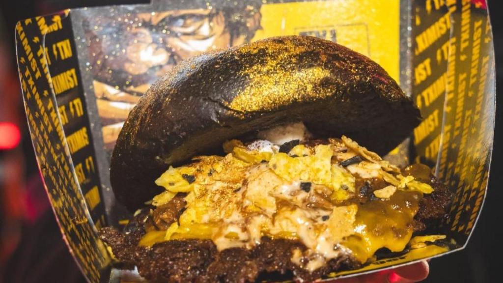 Una de las hamburguesas de 'The Champions Burger' en Badalona