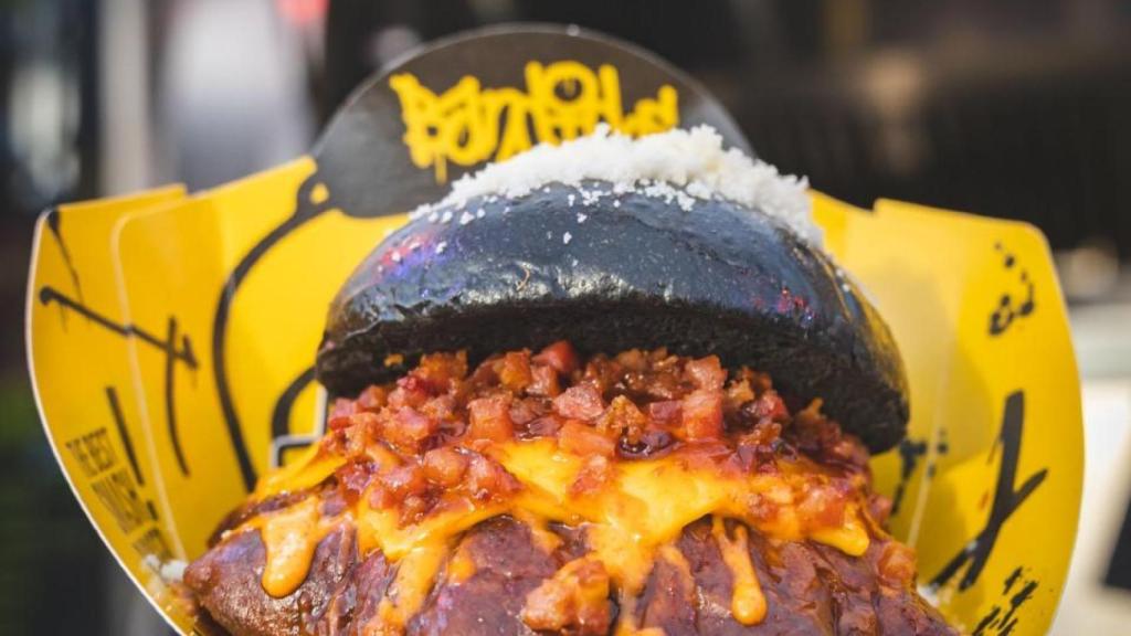 Una de las hamburguesas de 'The Champions Burger' en Badalona