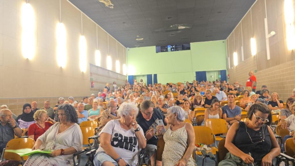 Vecinos de Nou Barris denuncian el “desmantelamiento” del CAP de Ciutat Meridiana: “Nos están dejando sin sanidad”