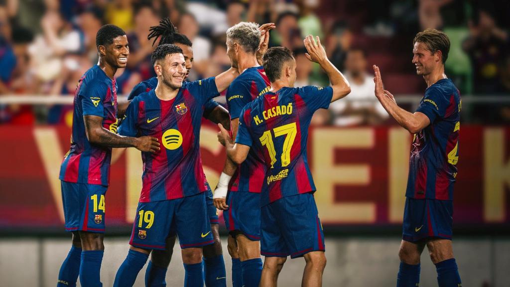 La alegría de los jugadores del Barça tras ganar el primer amistoso de la gira en Asia