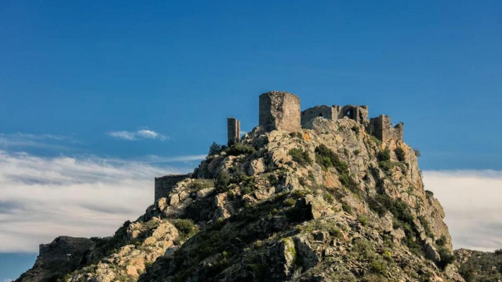 Así es el castillo medieval con mejores vistas de la Costa Brava, el Castell de Vereda