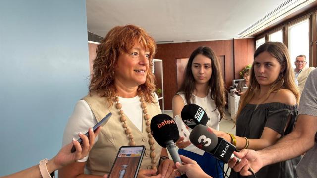 La primera teniente de alcalde de Barcelona, Laia Bonet, tras reunirse con representantes de Endesa en Catalunya este jueves
