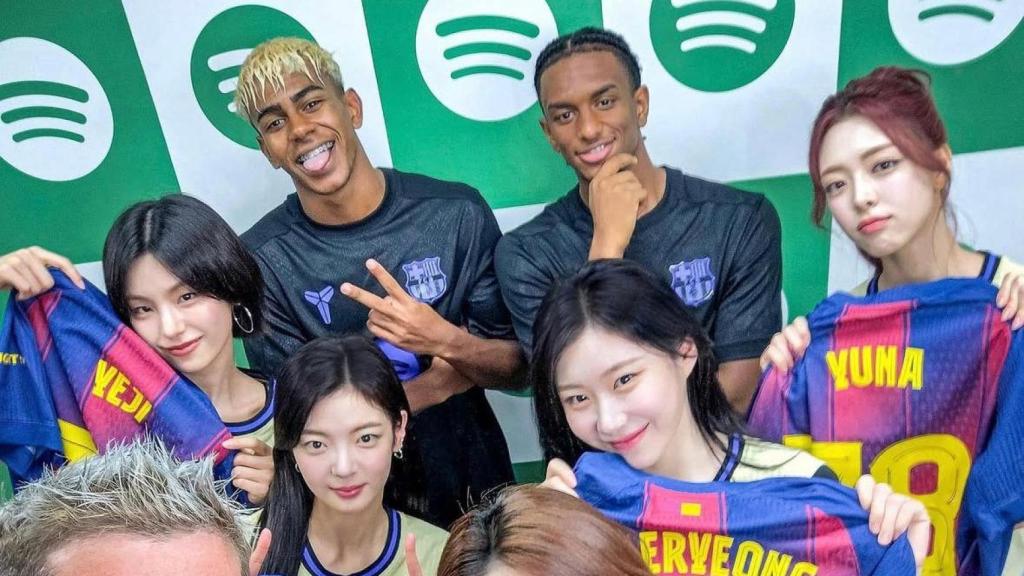 Lamine Yamal y Alejandro Balde en una campaña con Spotify en Corea