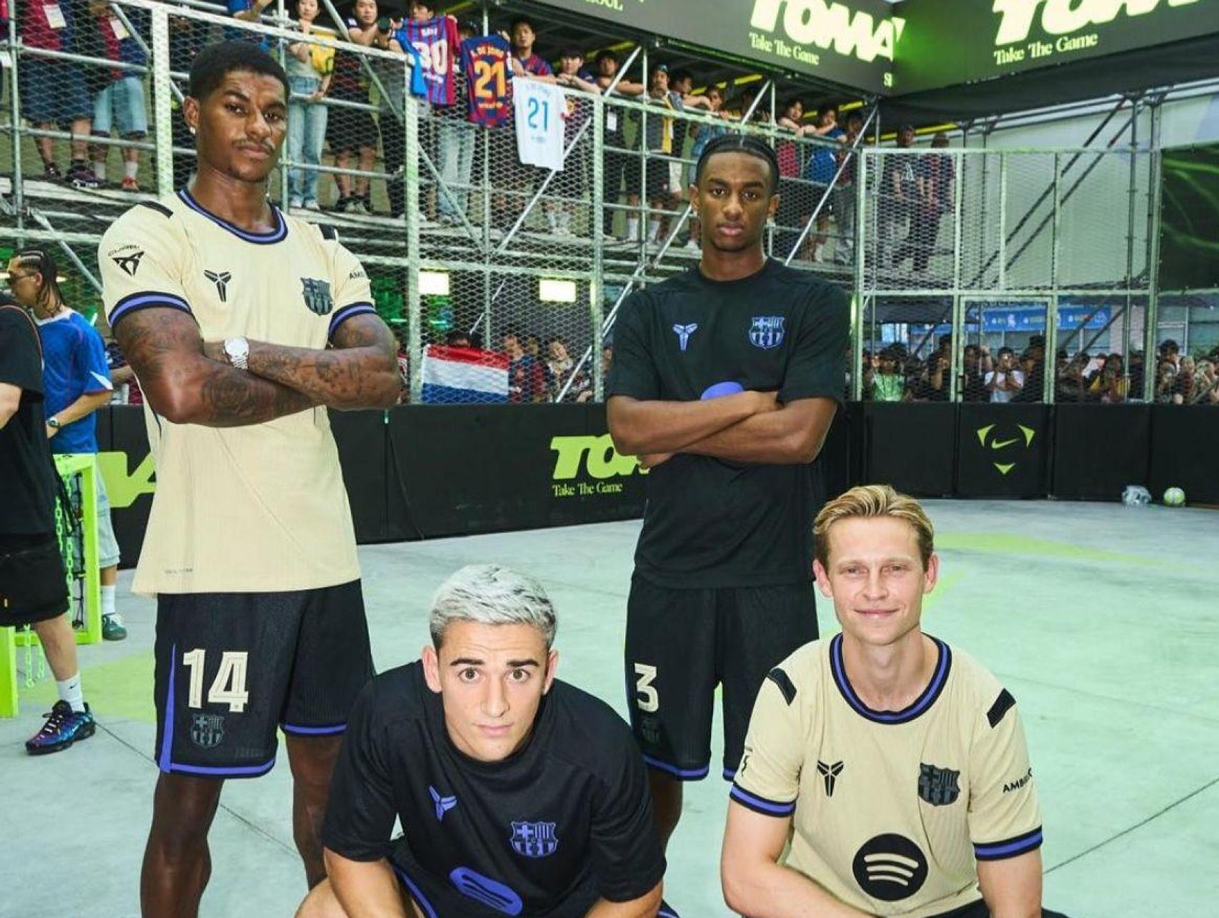 Marcus Rashford, Frenkie de Jong, Gavi y Alejandro Balde en un acto de Nike en Seúl
