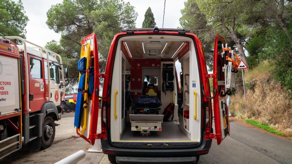 Nova ambulància del cos de bombers de Barcelona per actuar en zones forestals