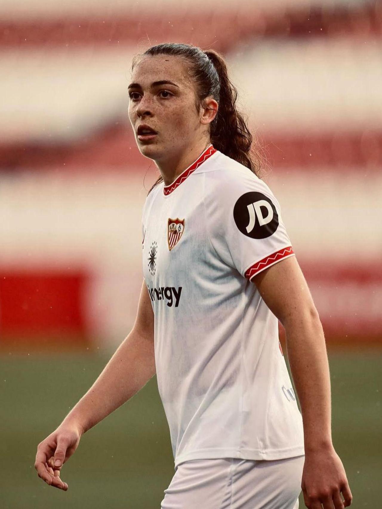 Lucía Corrales con el Sevilla CF