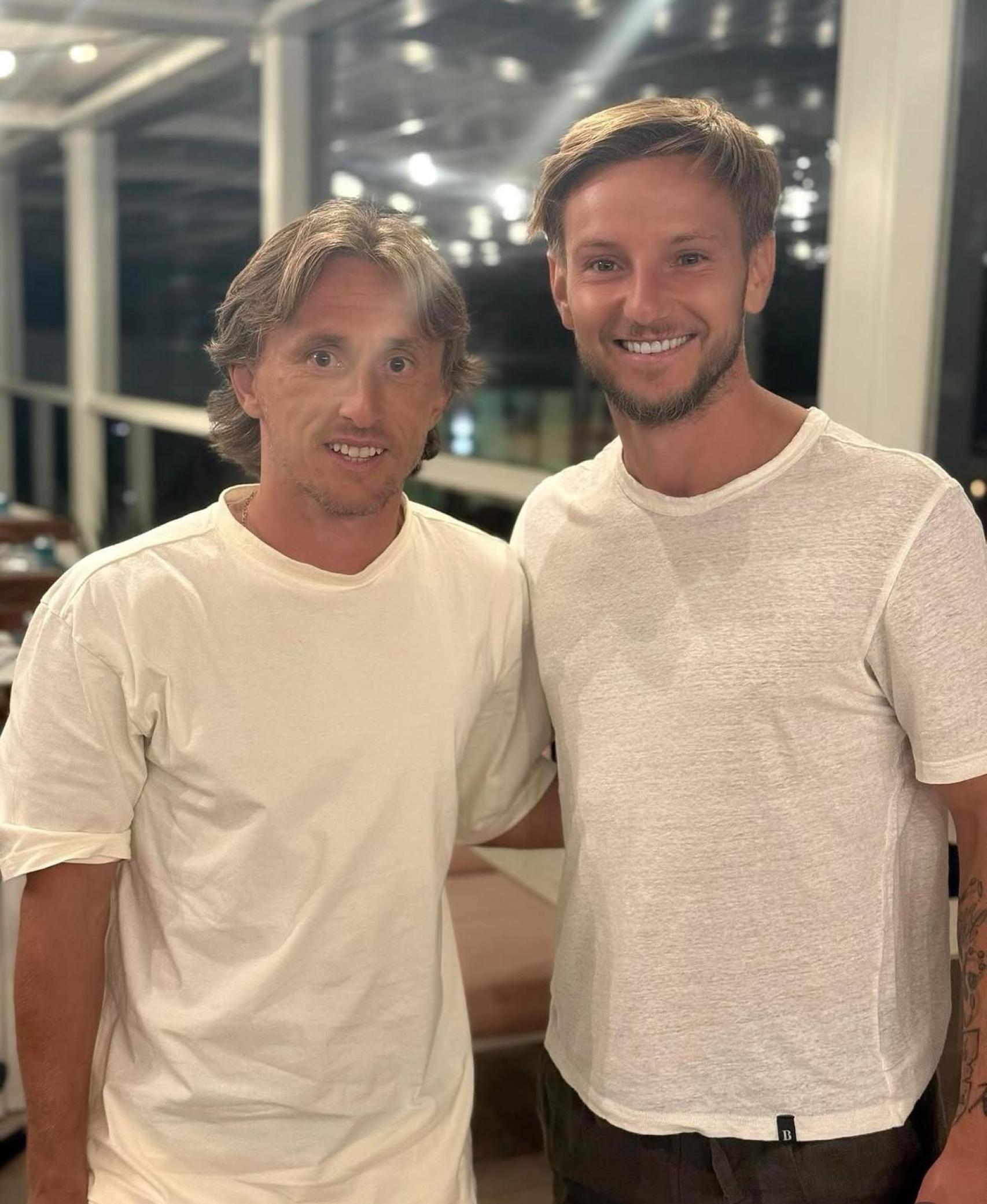 La fotografía publicada por Ivan Rakitic con Luka Modric
