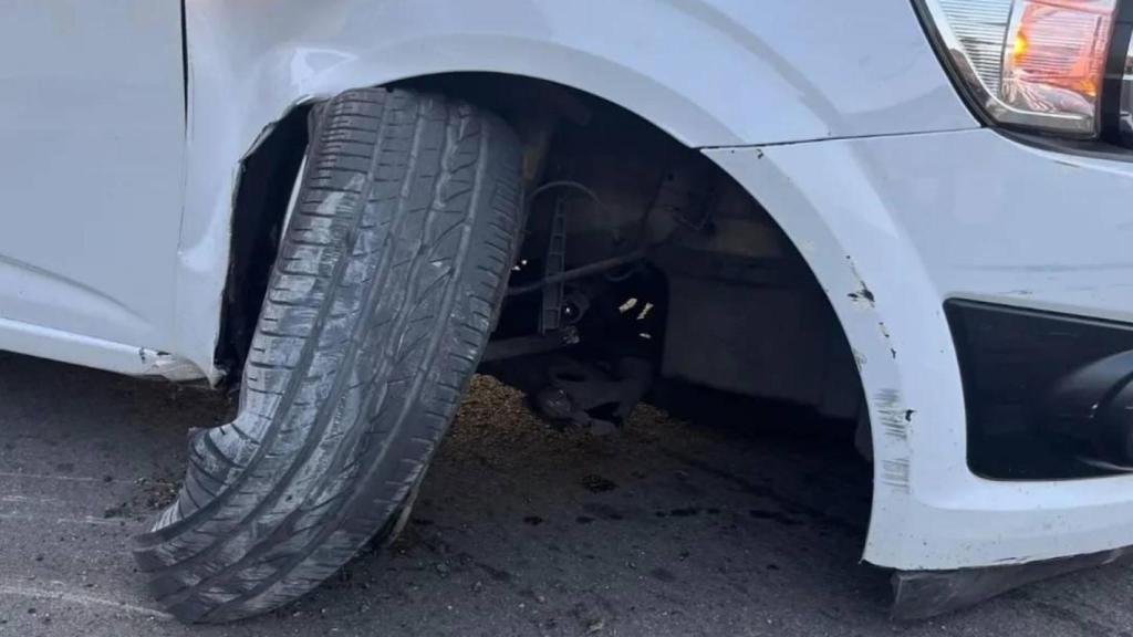 El vehicle estavellat a L'Hospitalet de Llobregat