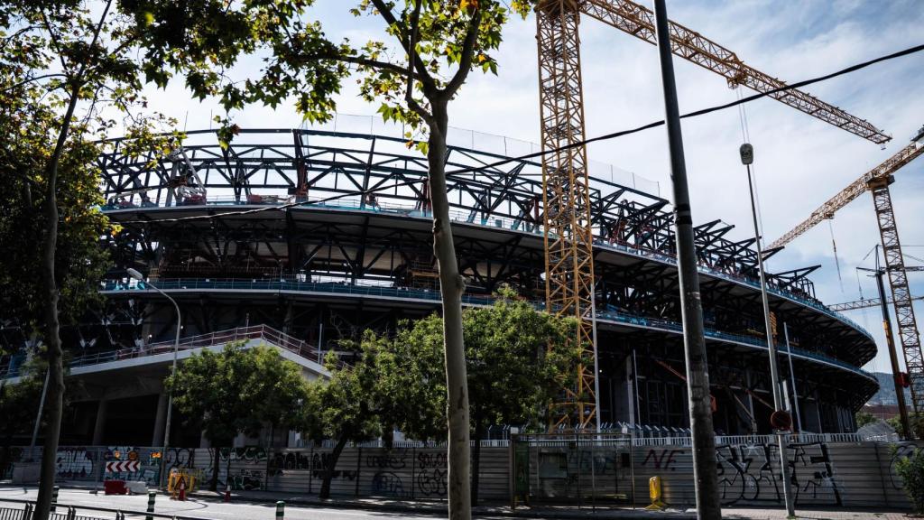 Treballs de reforma del Camp Nou