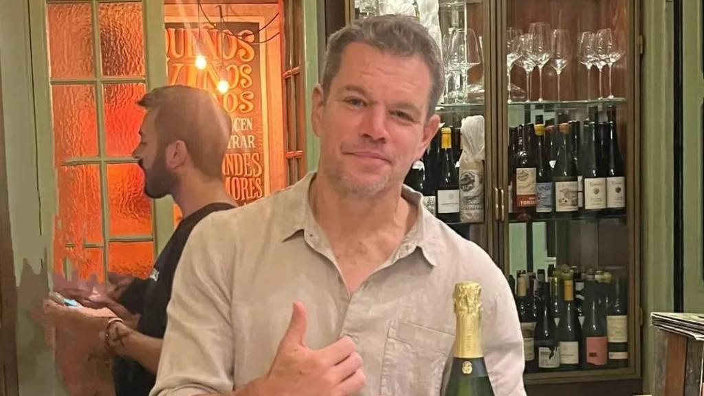 Matt Damon durant la seva visita al restaurant Denassus a Barcelona