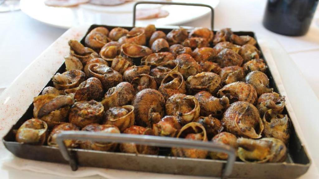 Caragols a la llauna