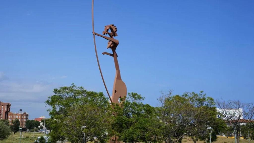 Escultura de Laia l’arquera, en Mataró