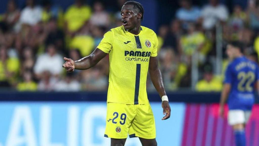 Etta Eyong en el partido entre en Villarreal y el Oviedo
