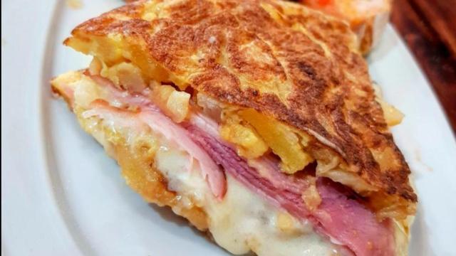 Una tapa en la bodega Montferry en imagen de archivo