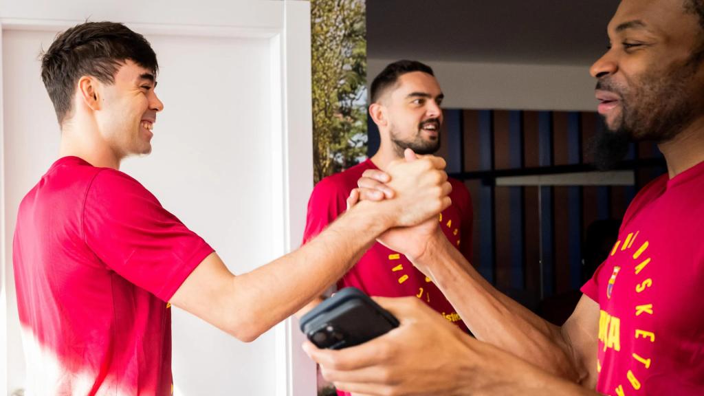 Juan Núñez, Tomas Satoransky y Kevin Punter pasan las pruebas médicas con el Barça de basket