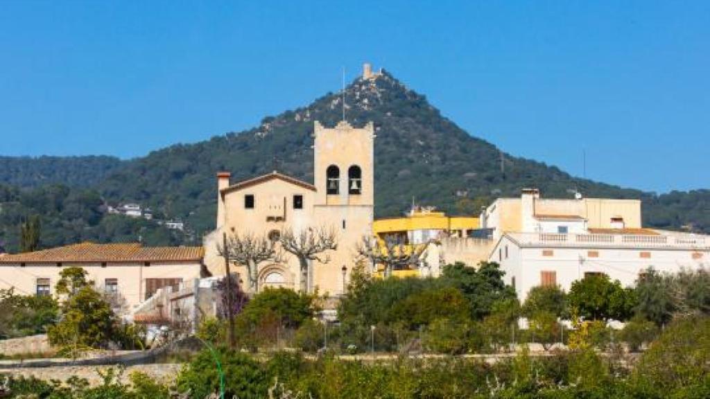 El municipio a media hora de Barcelona con mansiones de lujo de 10 millones de euros: es muy discreto y con vistas al mar