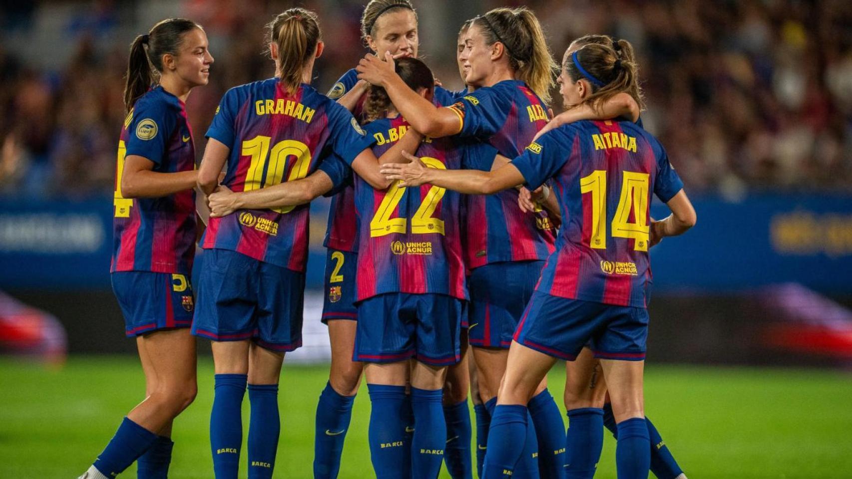 Las jugadoras del Barça Femenino celebran un gol contra el Alhama