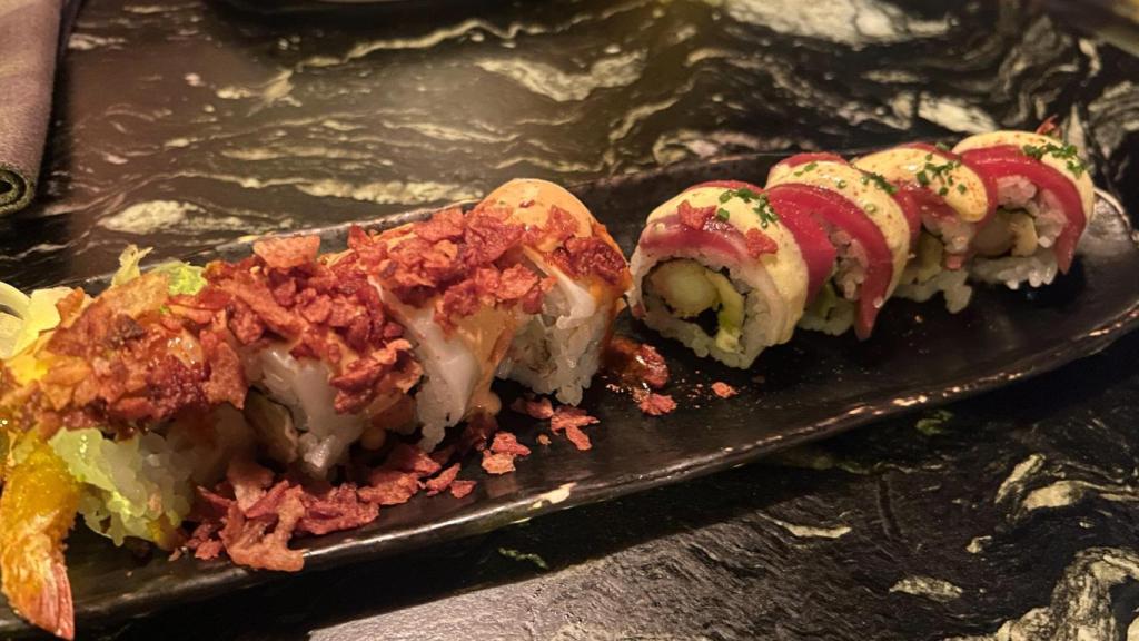 Dos tipos de Uramakis en Robata