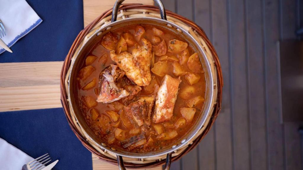 Plato de suquet de peix