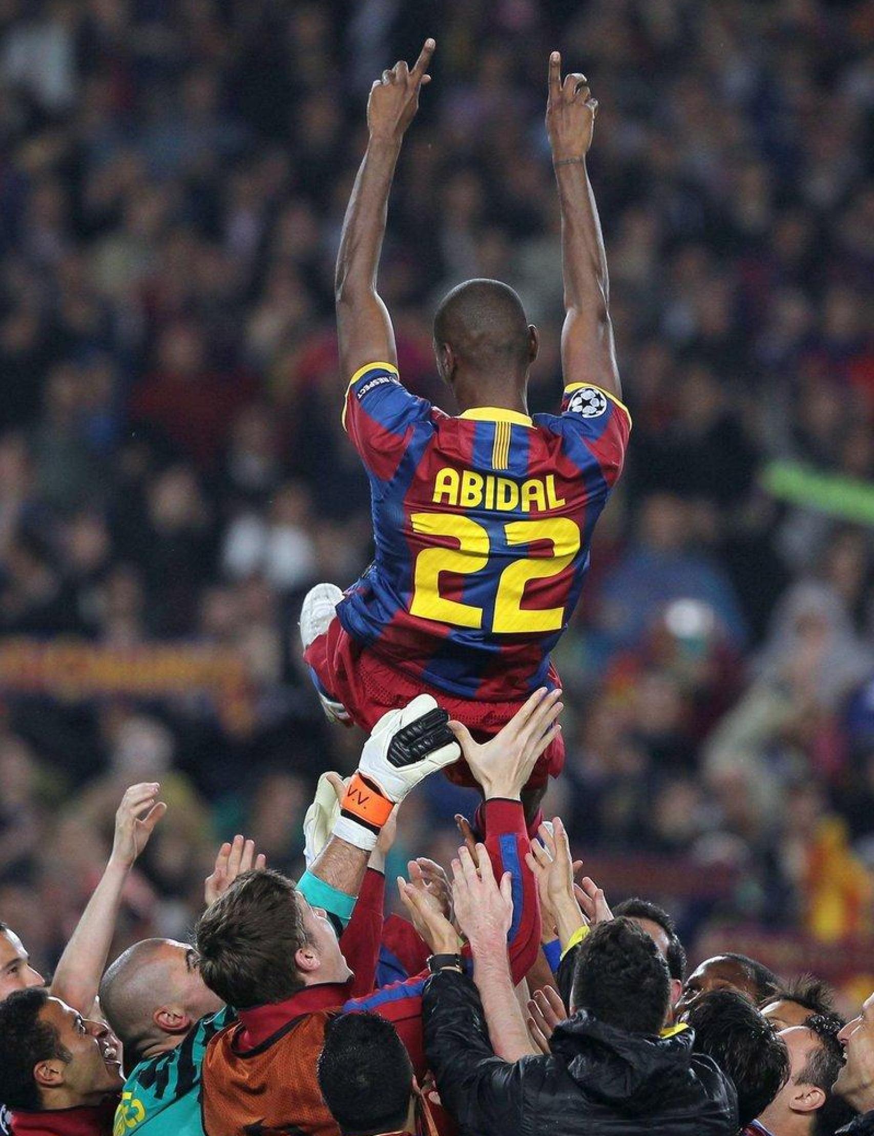 Eric Abidal, manteado