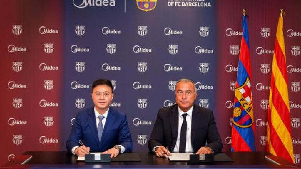 Rafa Yuste y Lewis Fu hacen efectivo el acuerdo entre el Barça y Midea