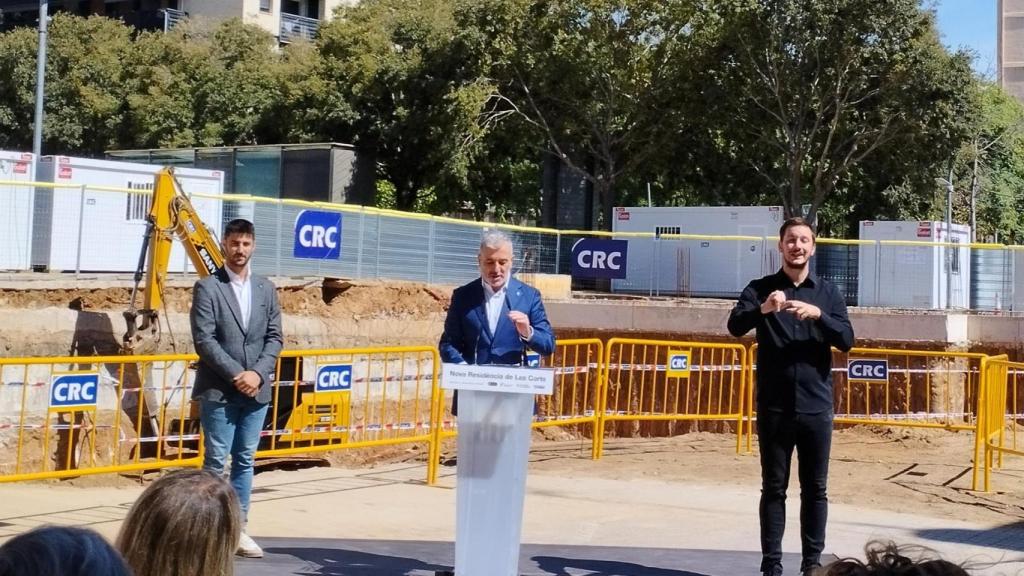 Jaume Collboni durante el acto de colocación de la primera piedra de la residencia en Les Corts
