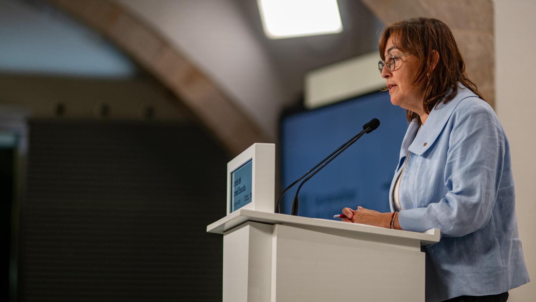 La portavoz del Govern, Sílvia Paneque, durante una rueda de prensa