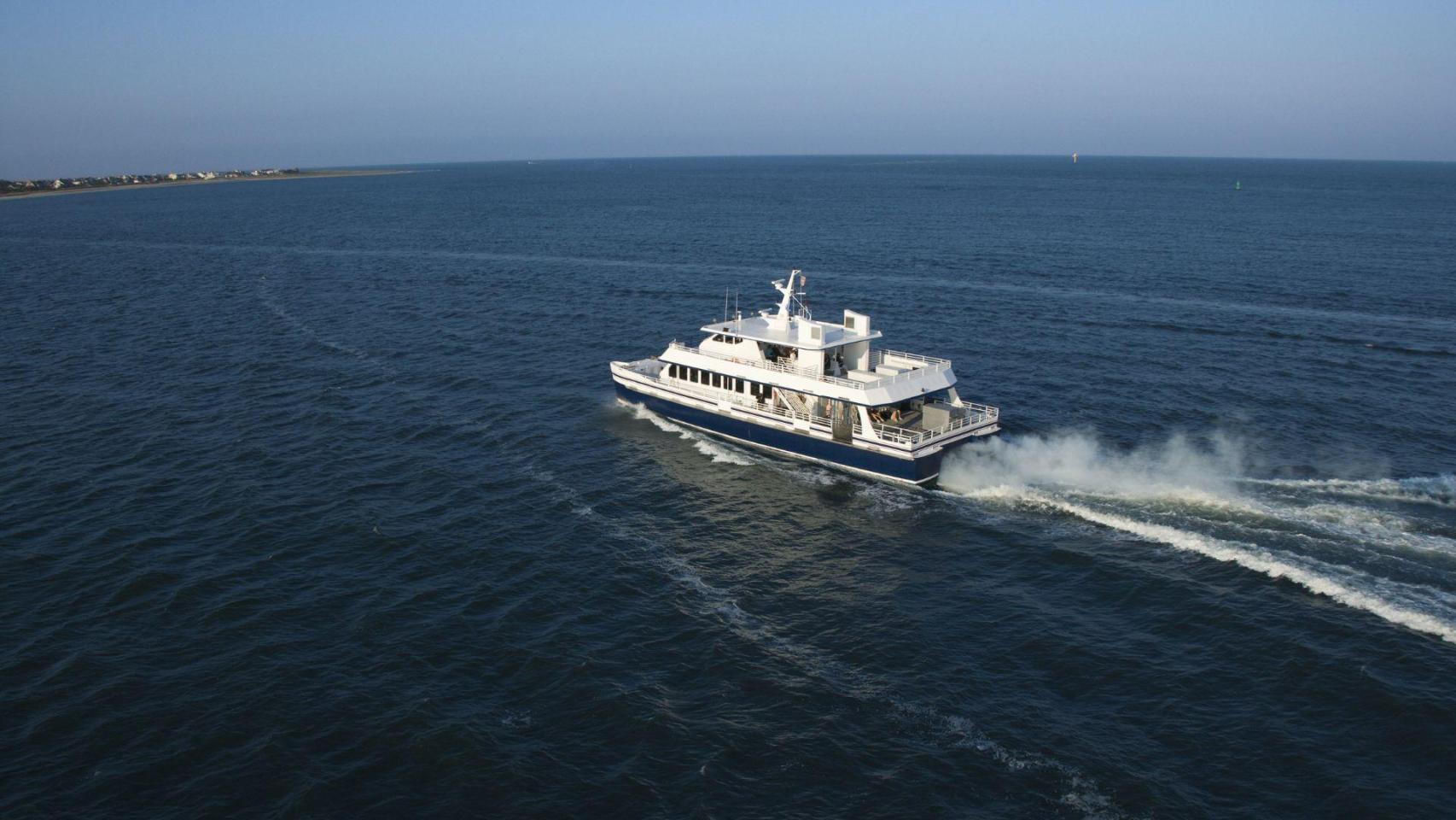 Un ferry en una imagen de archivo