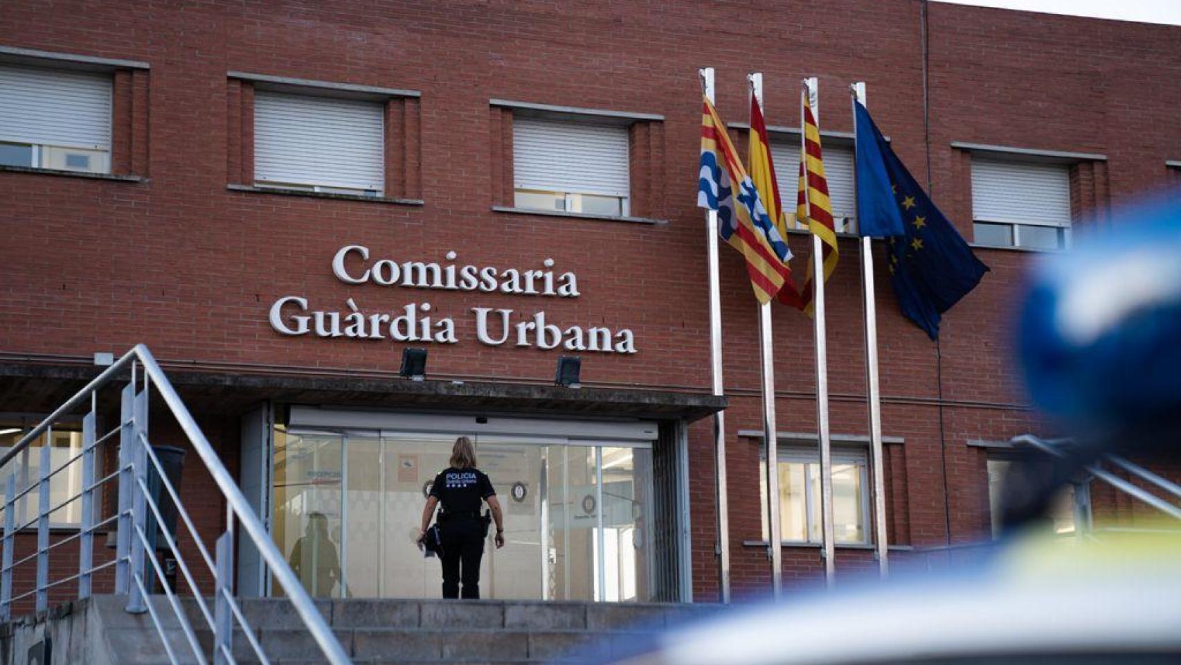 Exterior de la comisaría de Guardia Urbana de Badalona