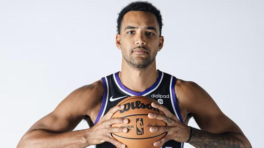 Trey Lyles, con la camiseta de los Sacramento Kings de la NBA