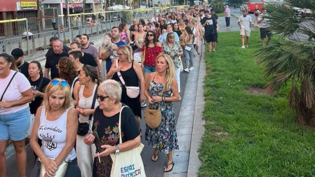 Manifestación de vecinos de Sants-Montjuïc contra la inseguridad