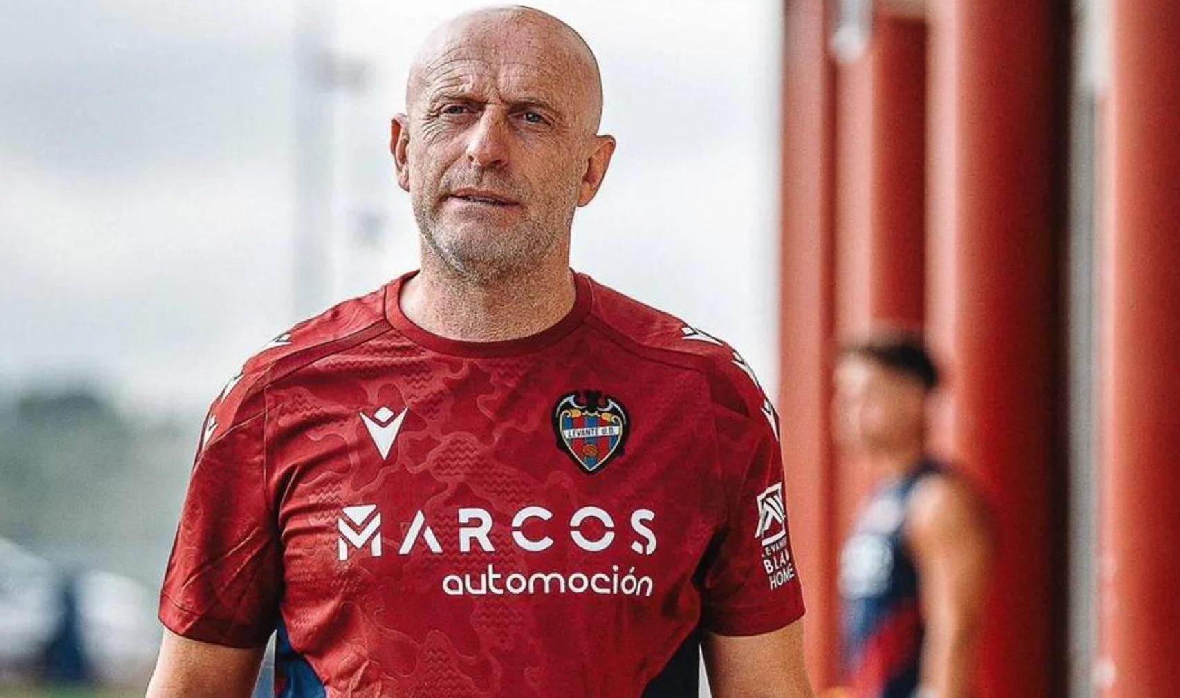 Julián Calero, entrenador del Levante UD