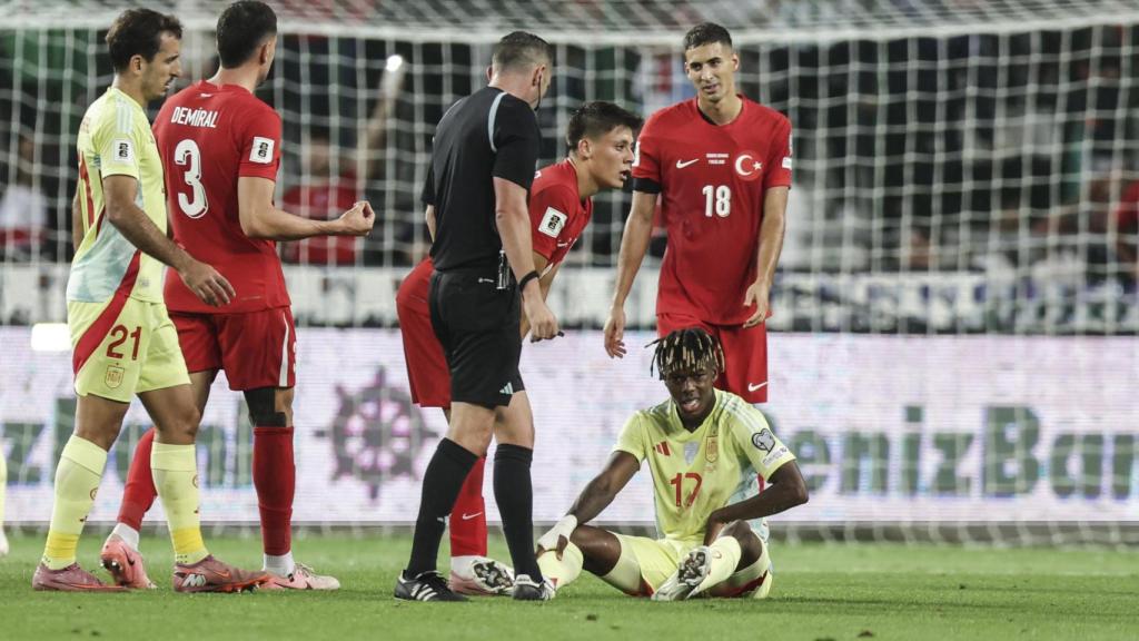 Nico Williams sufre una lesión muscular durante el España-Turquía