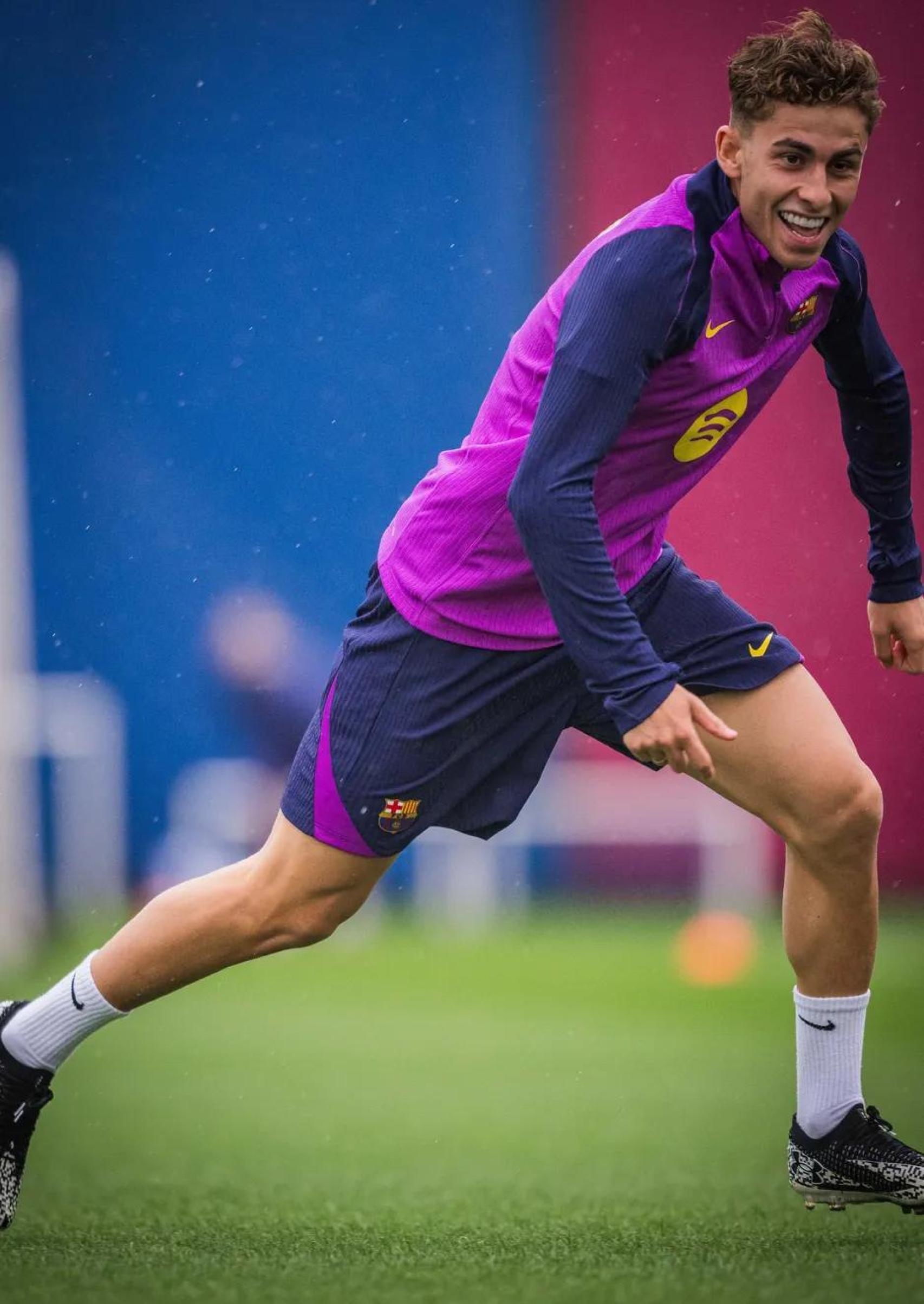Fermín López, sonriente en el entrenamiento del Barça