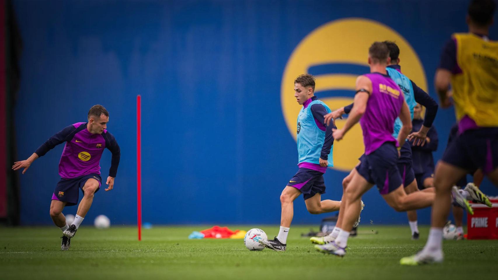 Fermín López y Marc Casadó, en un entrenamiento del Barça