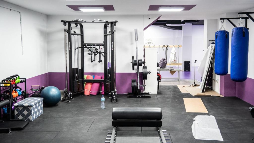 L'interior de Espai Defensa Personal abans de la inauguració