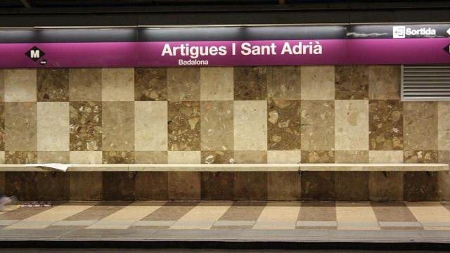 Estación de metro Artigues/Sant Adrià de Barcelona