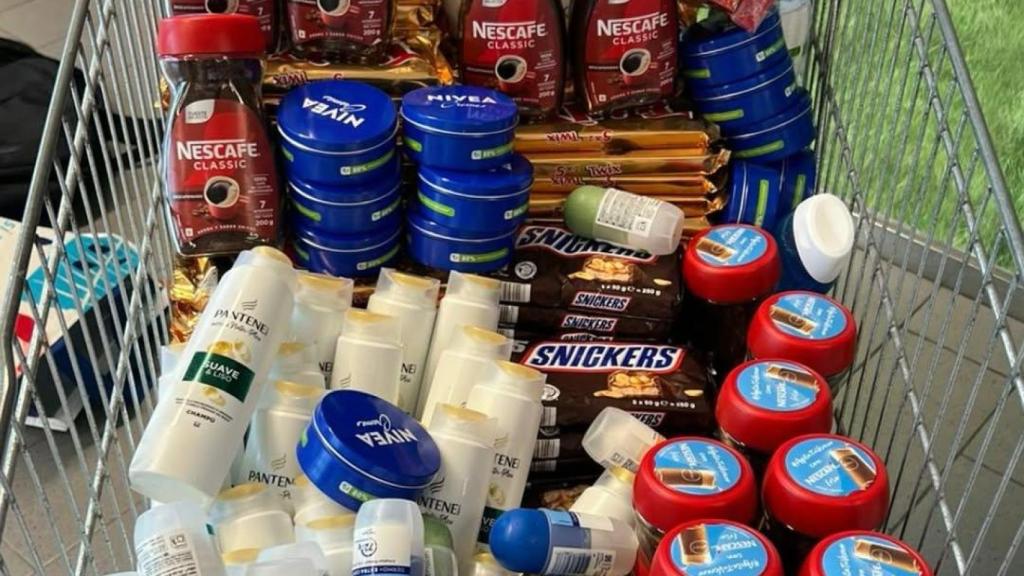 Productos robados de un supermercado de Castelldefels