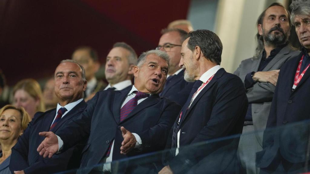 Joan Laporta en el palco del Johan Cruyff durante el Barça-Valencia