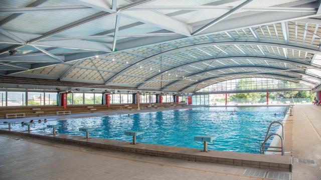 Molins de Rei invertirá 1,5 millones de euros para rehabilitar la piscina municipal