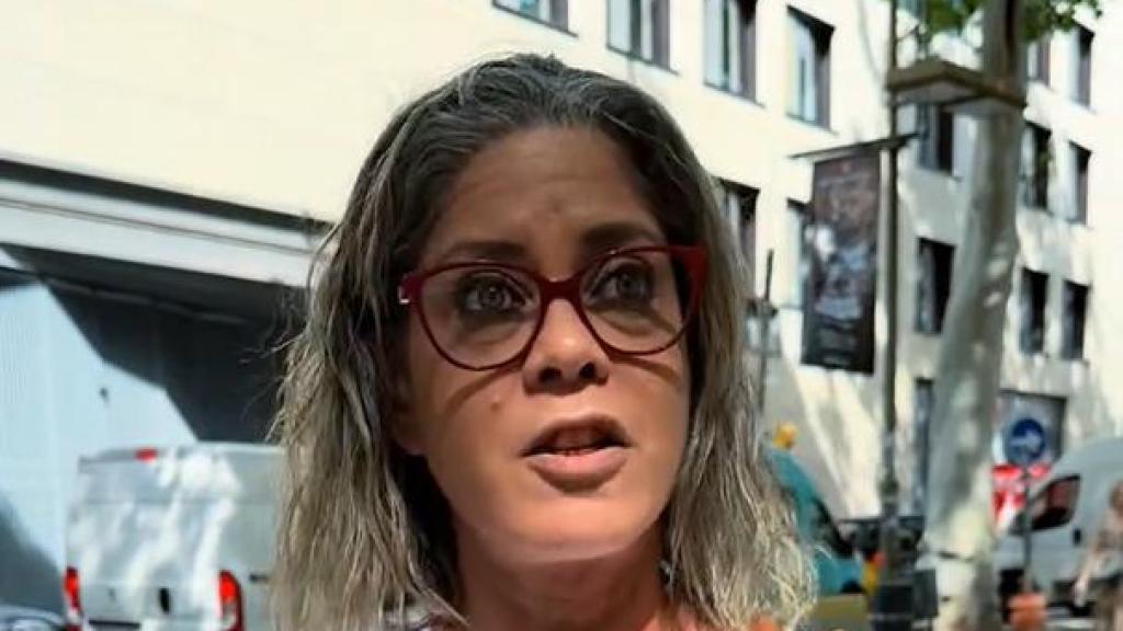 Una vecina catalana se queja del turismo masivo en Barcelona: “Esta locura nos está robando la ciudad y es un problema”
