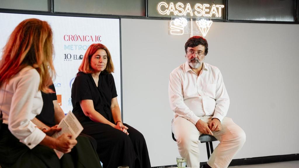 Anna Guitart, comissària de l'Ajuntament de Barcelona; Miguel Aguilar, editor de Random House