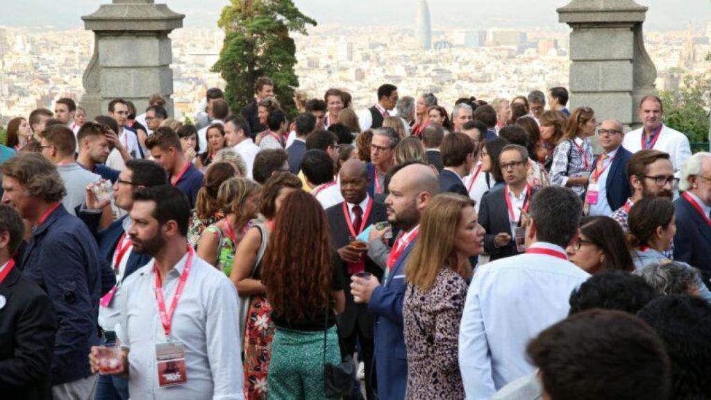 El Hola Barcelona! Cocktail da la bienvenida al talento internacional