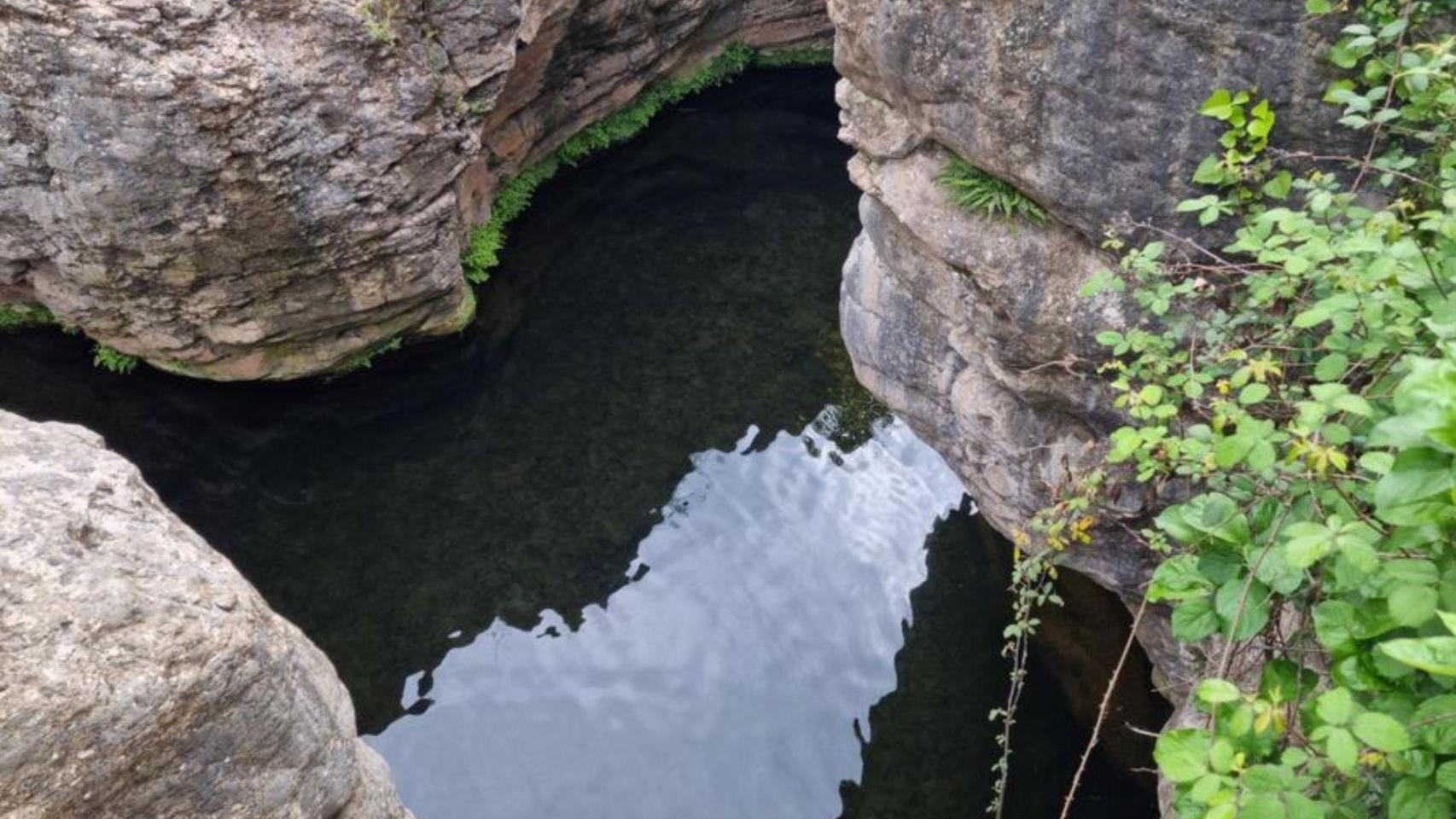 La increíble piscina natural a media hora de Barcelona, el Gorg del Turell
