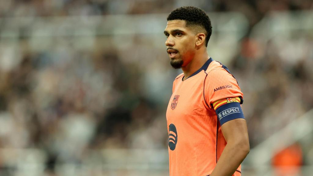 Ronald Araujo, en Newcastle