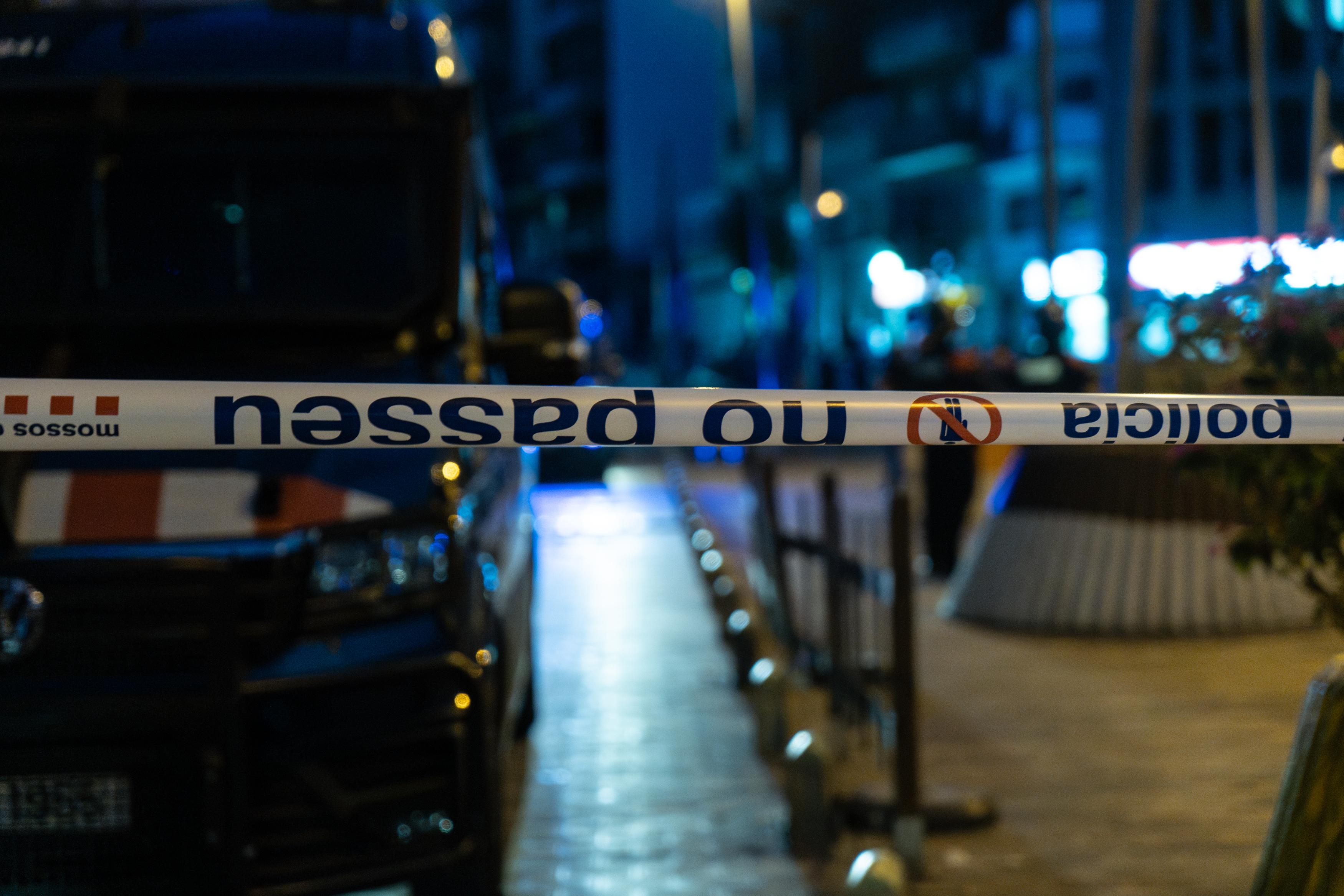 Mossos durant el 'Pla Kanpai' a Badalona